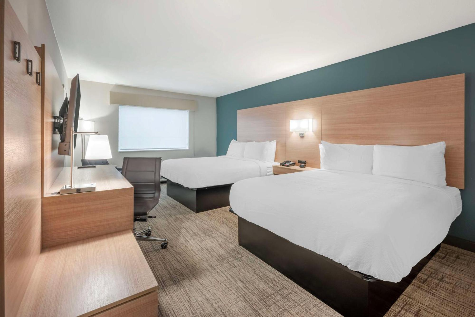 Best Western River Cities 3*