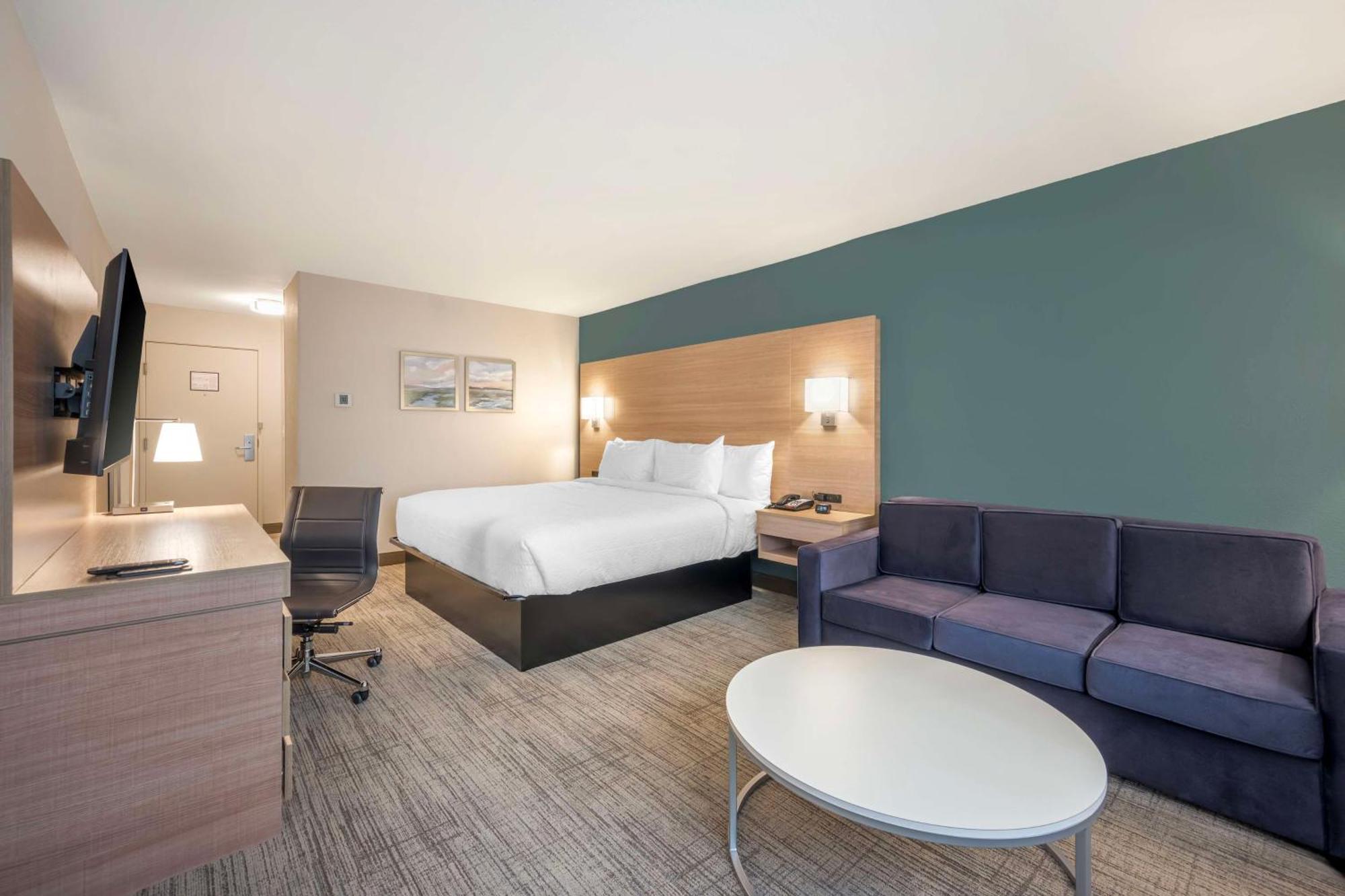 Western River Cities Hotel