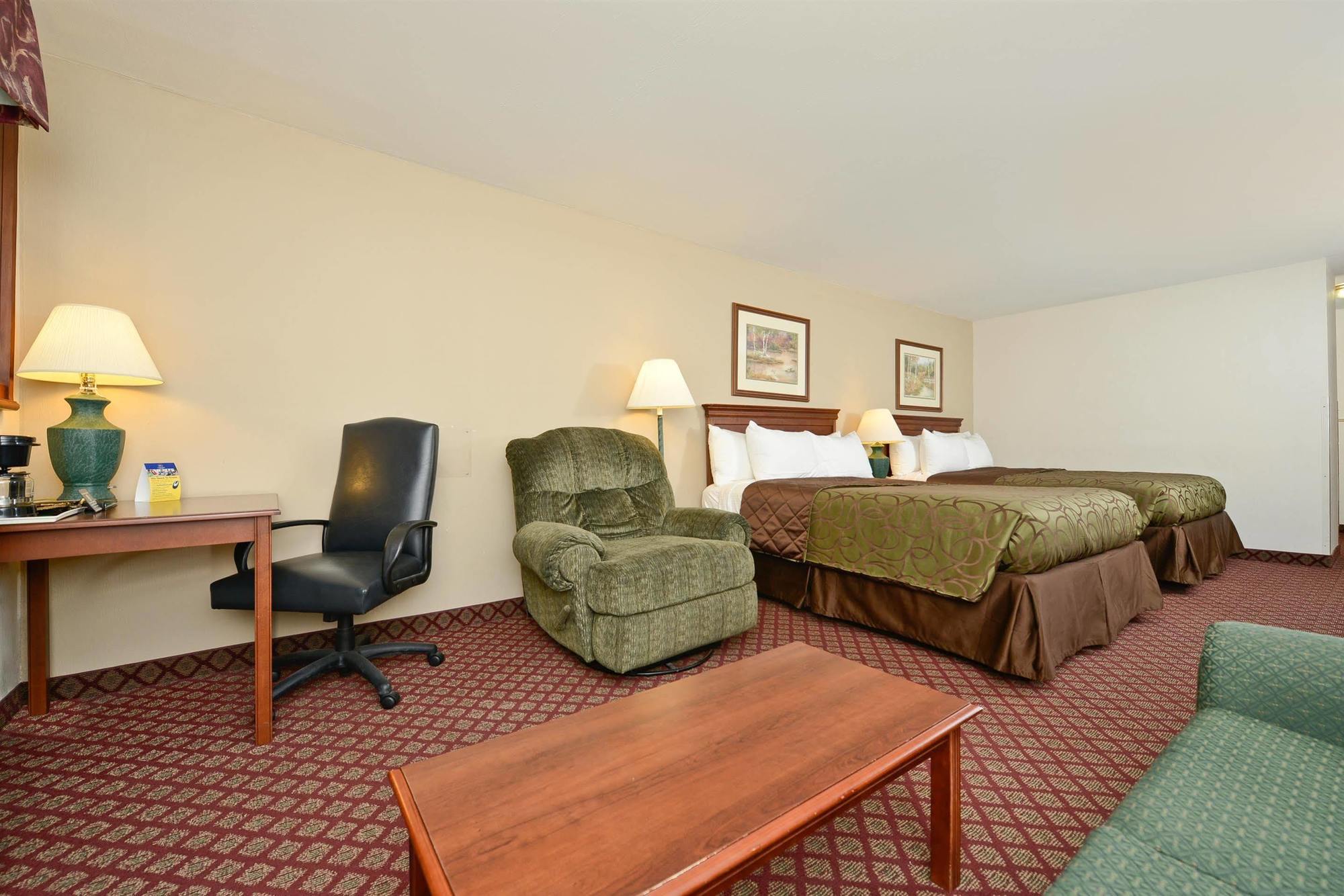 Hotel Western River Cities 3*
